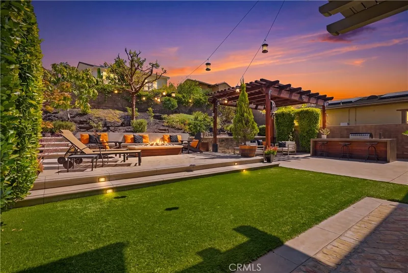 6 Intriga Court, Rancho Mission Viejo, CA 92694
