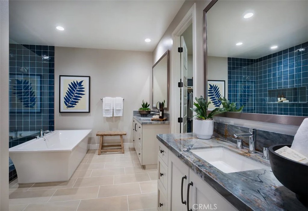 Photos shown are of model only- not actual homesite. - 6170 Allure Drive, Rancho Mission Viejo CA 92694 - photo 6