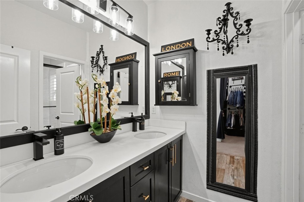 Primary En Suite Bathroom - 7 Higo Street, Rancho Mission Viejo CA 92694 - photo 30