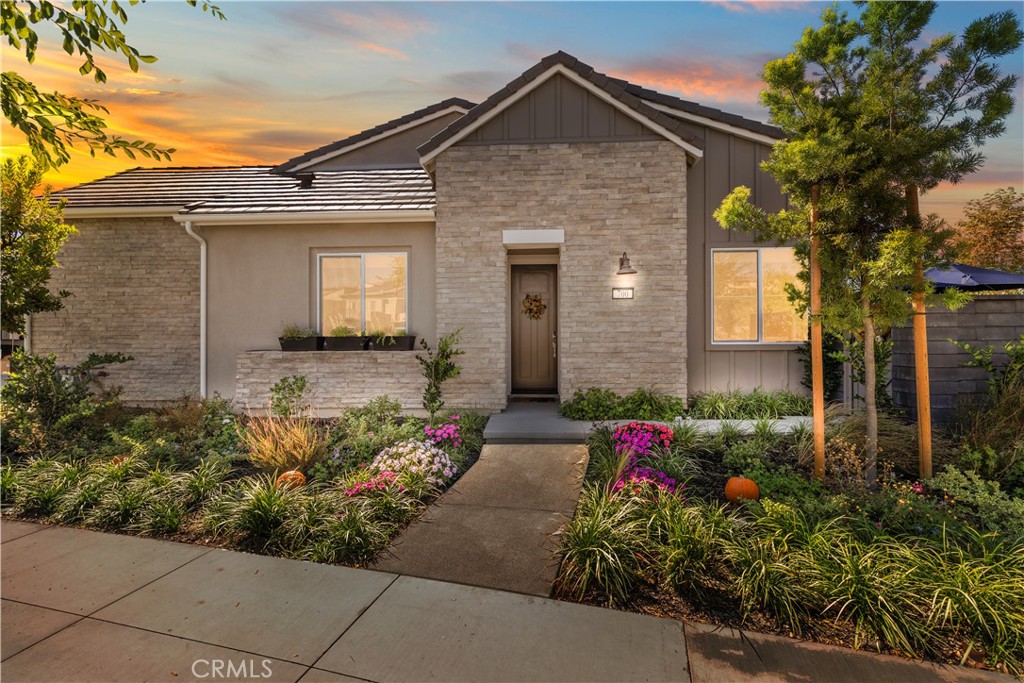 700 Sunrise Rd, Rancho Mission Viejo CA 92694 - photo 1
