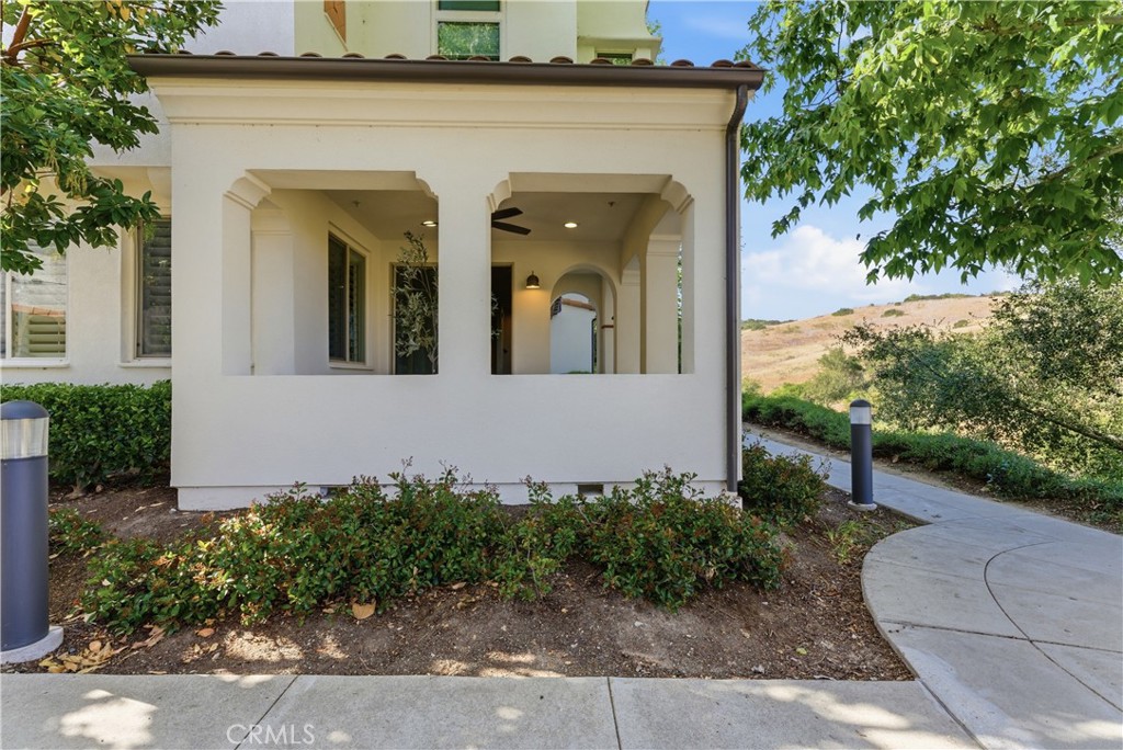 End corner private location! - 77 Adelfa Street, Rancho Mission Viejo CA 92694 - photo 4