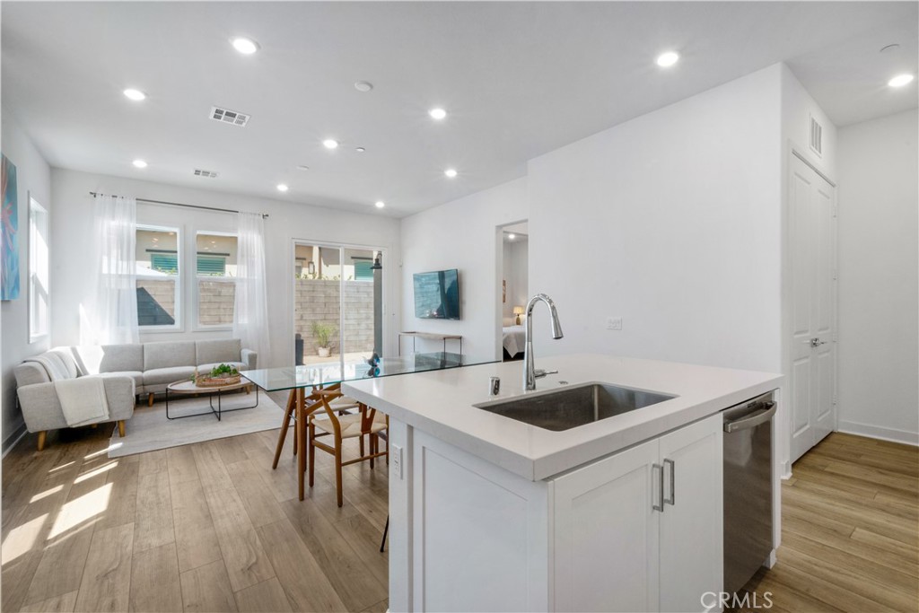 842 Sunrise Road, Rancho Mission Viejo CA 92694 - photo 6