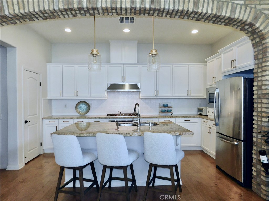 Kitchen with Island - 91 Galan, Rancho Mission Viejo CA 92694 - photo 5