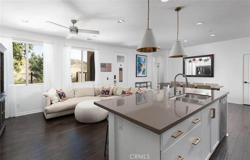 99 Adelfa Street, Rancho Mission Viejo, CA 92694