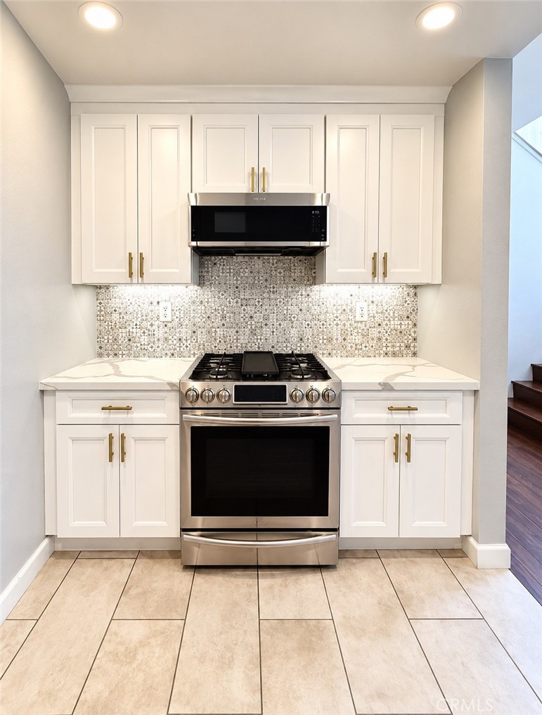 kitchen - 1 Box Elder, Rancho Santa Margarita CA 92688 - photo 4