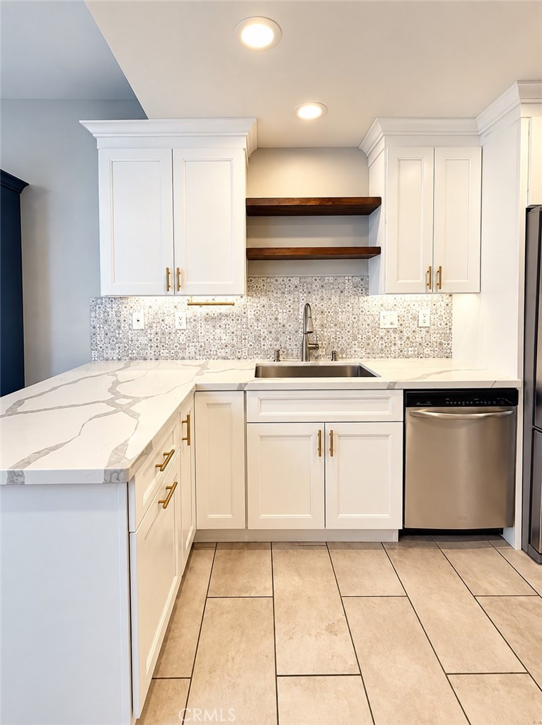 kitchen - 1 Box Elder, Rancho Santa Margarita CA 92688 - photo 6