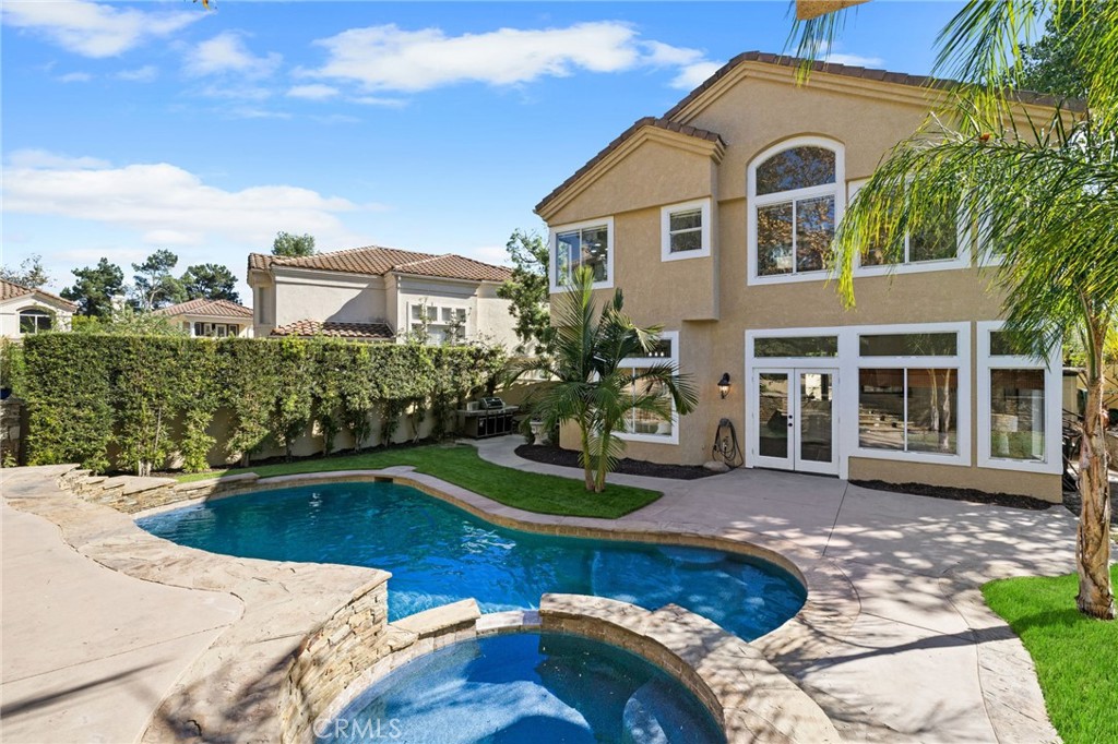 Freshly painted exterior and your own private resort - 1 Villamoura, Rancho Santa Margarita CA 92679 - photo 3