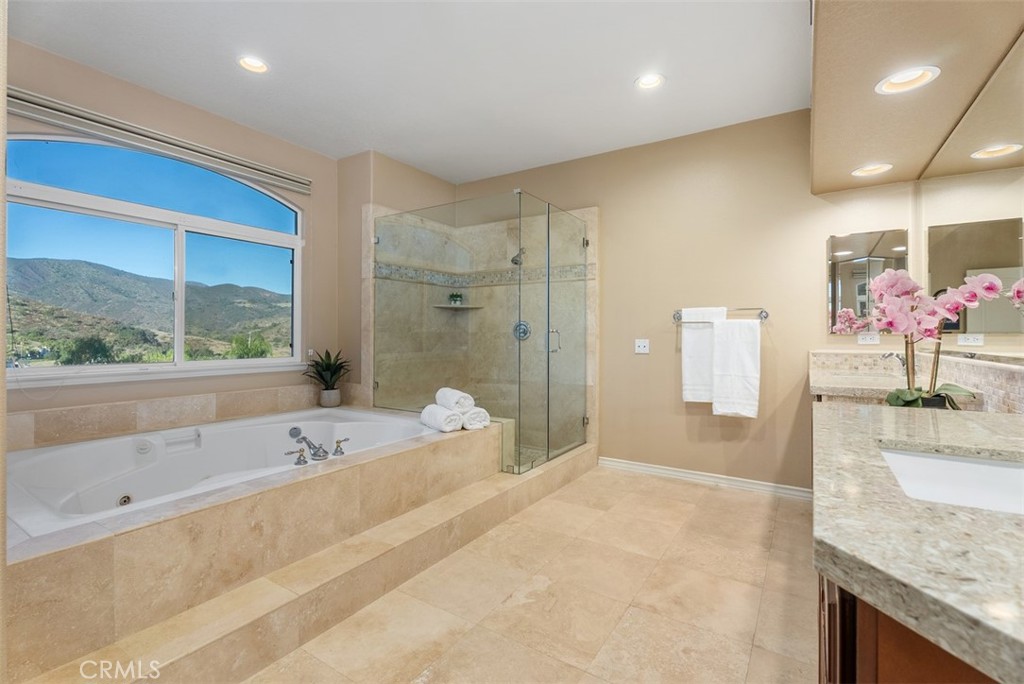 Primary Bathroom - 10 Thorn Oak, Rancho Santa Margarita CA 92679 - photo 27
