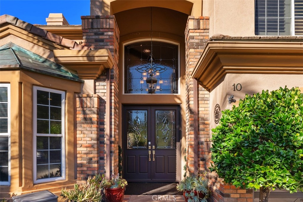Entry - 10 Thorn Oak, Rancho Santa Margarita CA 92679 - photo 45
