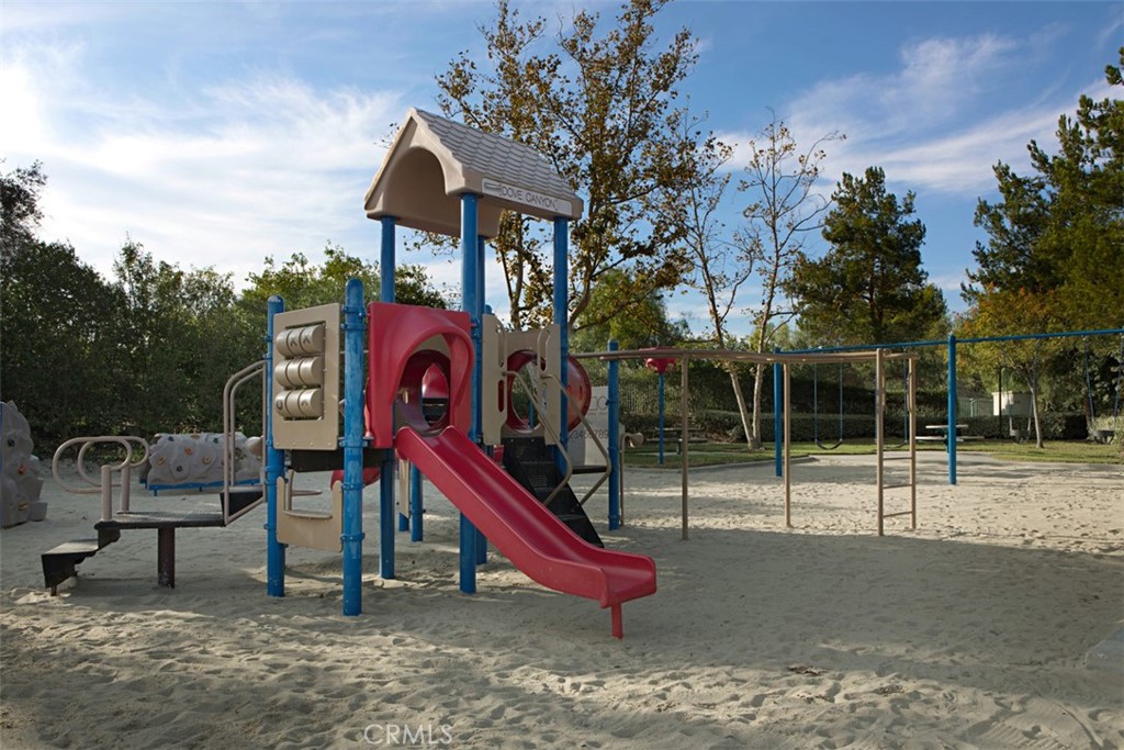 Amenities - Sycamore Park - Playground - 10 Thorn Oak, Rancho Santa Margarita CA 92679 - photo 60