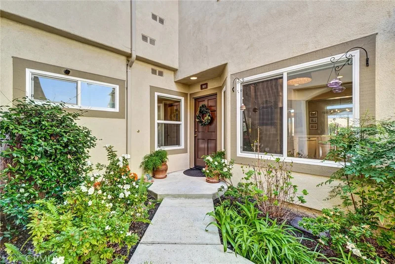 101 Camino Del Oro, Rancho Santa Margarita, CA 92688