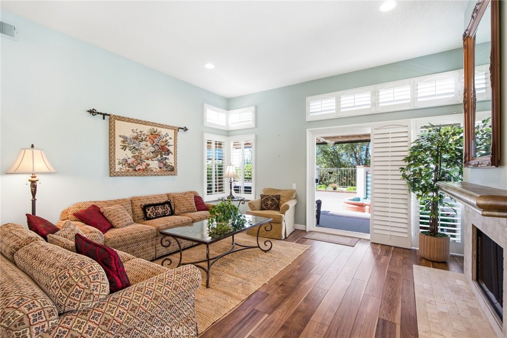 11 Calle Katrina, Rancho Santa Margarita CA 92688 - photo 5