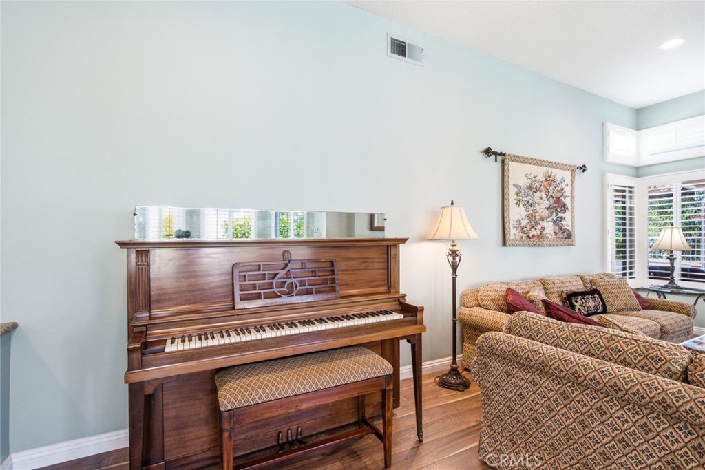 11 Calle Katrina, Rancho Santa Margarita CA 92688 - photo 9