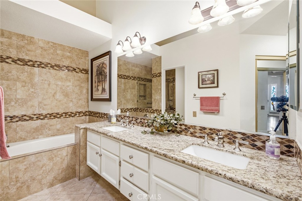 11 Calle Katrina, Rancho Santa Margarita CA 92688 - photo 25