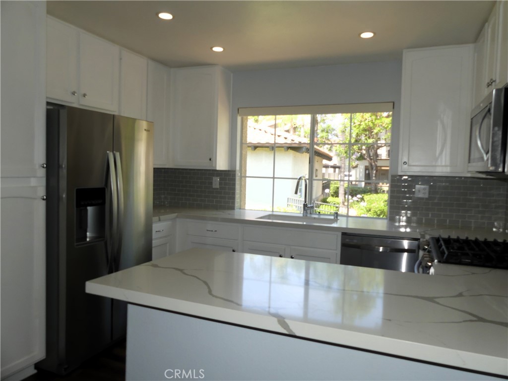11 Via Pausa, Rancho Santa Margarita CA 92688 - photo 7