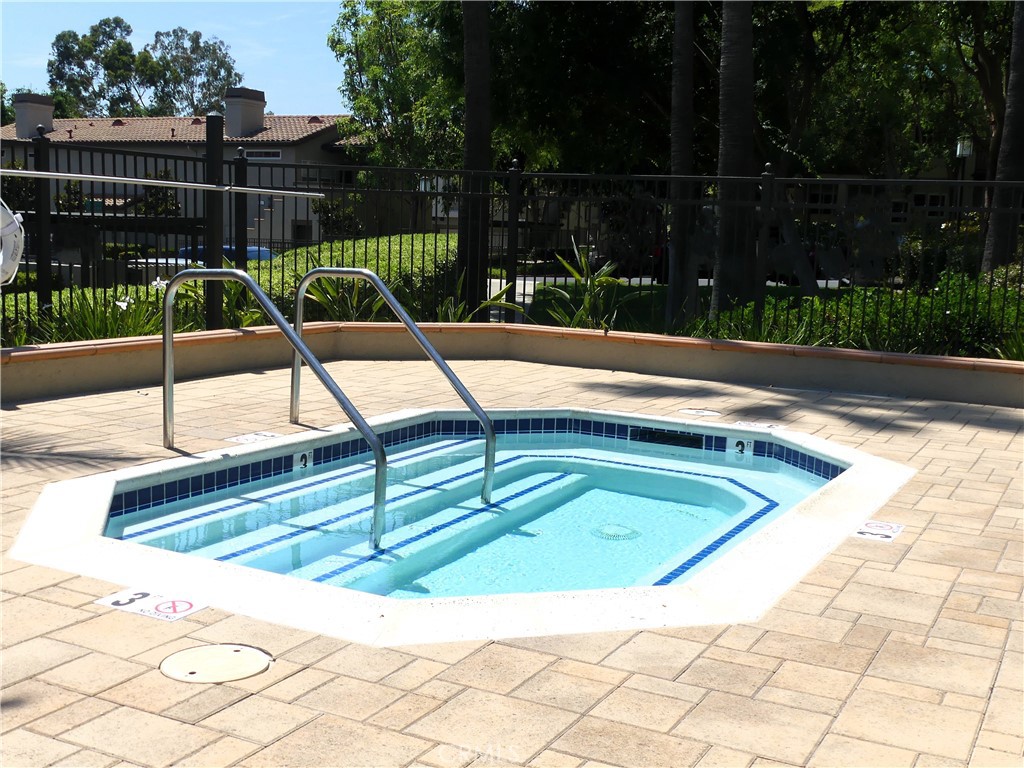 Spa - 11 Via Pausa, Rancho Santa Margarita CA 92688 - photo 45