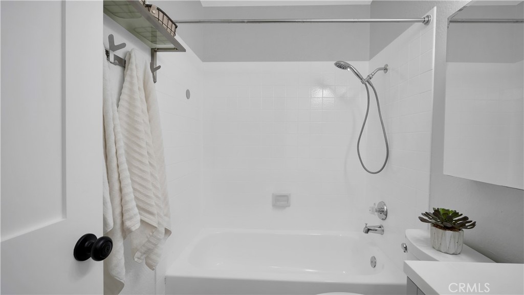 12 Calle Ranchera, Rancho Santa Margarita CA 92688 - photo 24