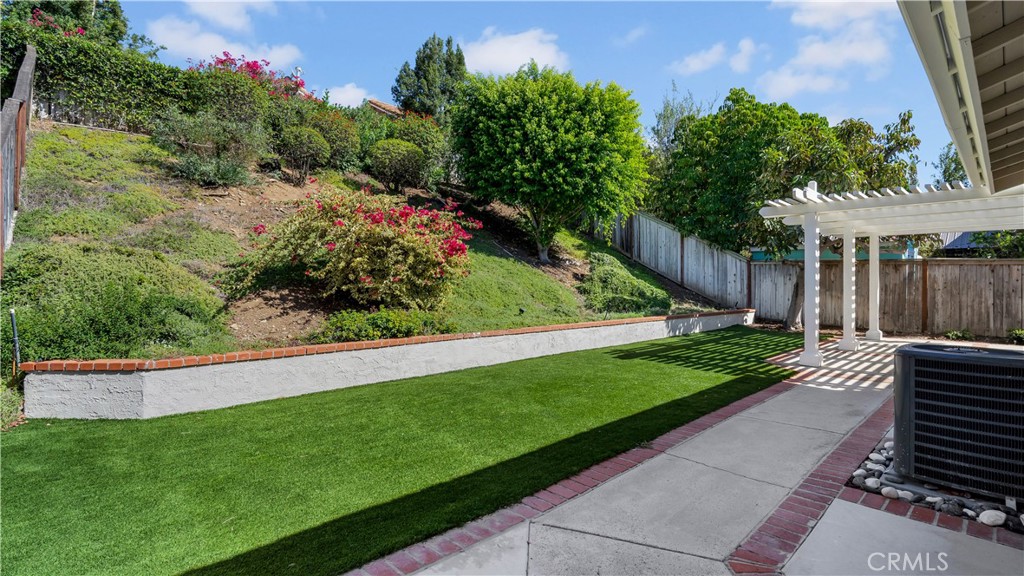 12 Calle Ranchera, Rancho Santa Margarita CA 92688 - photo 27