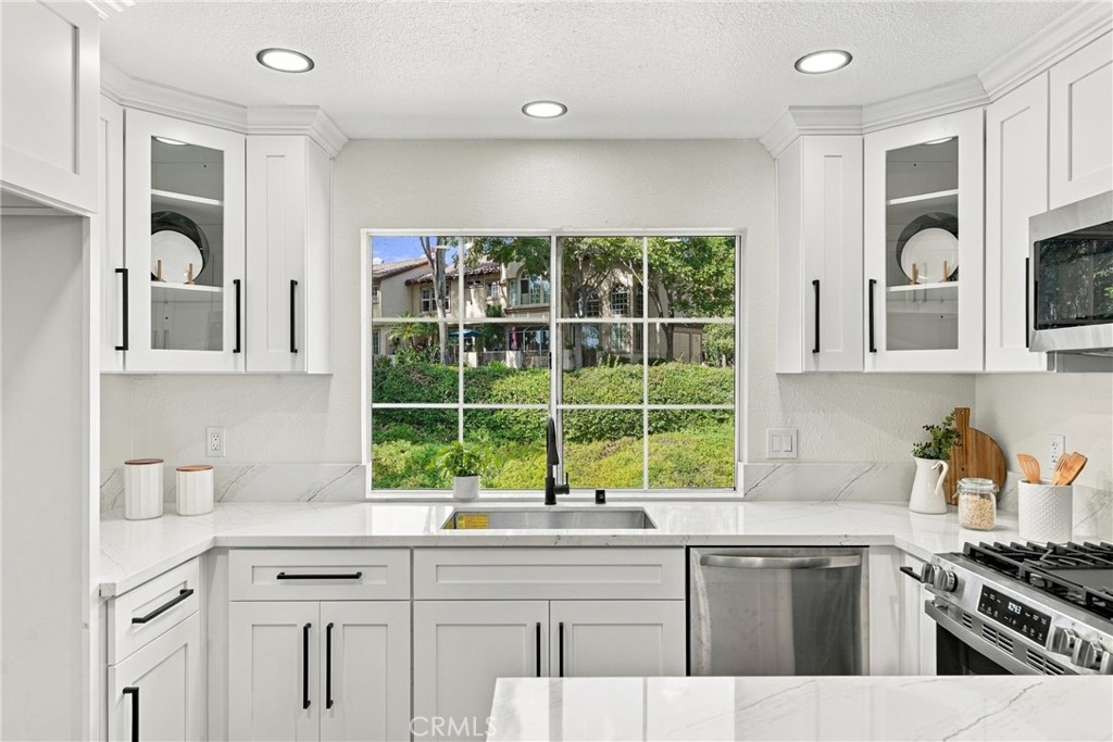 12 Via Solaz, Rancho Santa Margarita CA 92688 - photo 19