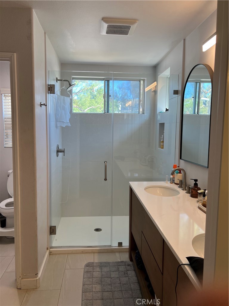 Master Bath - 12 Willowbrook Ln, Rancho Santa Margarita CA 92688 - photo 10