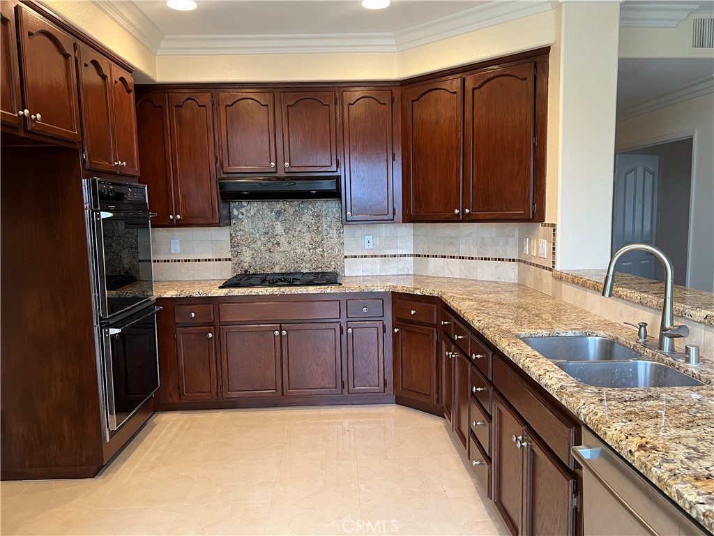 14 Calle Serra, Rancho Santa Margarita CA 92688 - photo 10