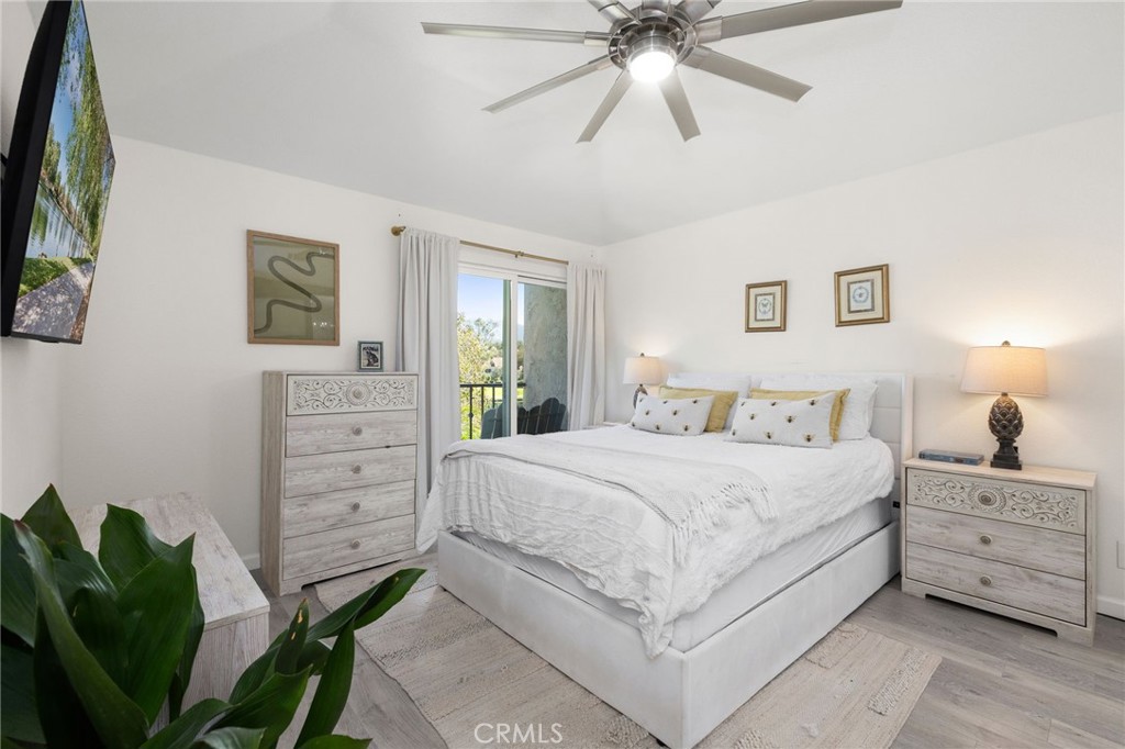 Primary suite with ceiling fan - 14 Vista Lago, Rancho Santa Margarita CA 92688 - photo 18