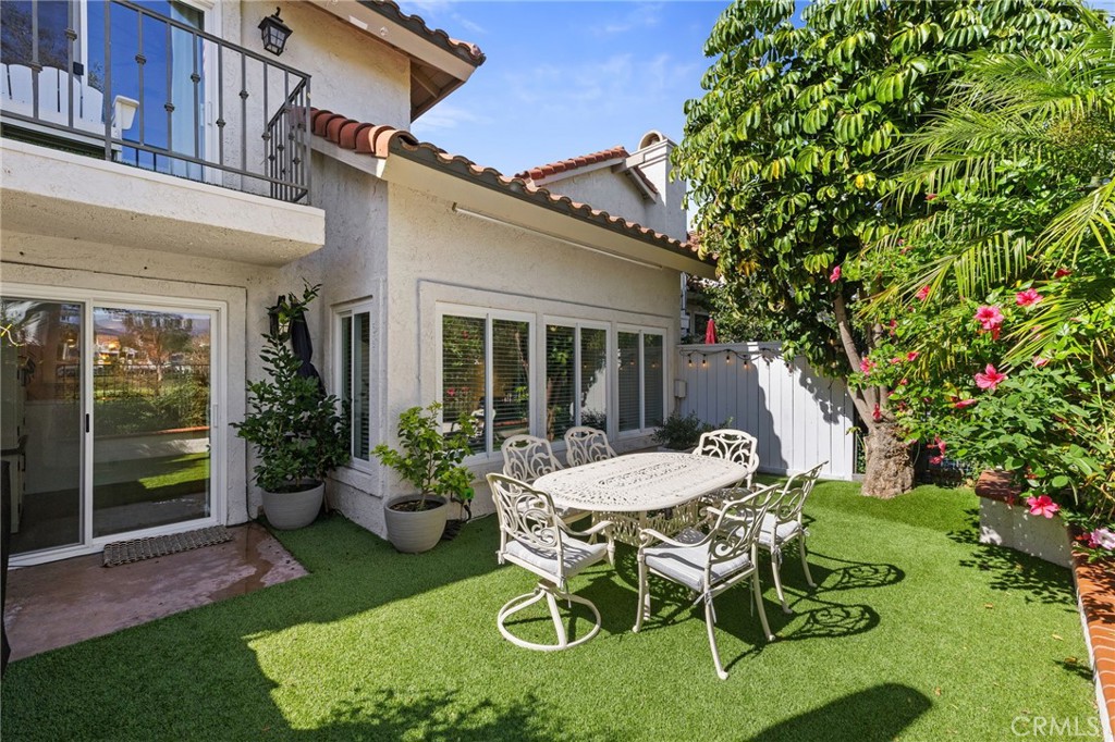 Backyard - 14 Vista Lago, Rancho Santa Margarita CA 92688 - photo 24
