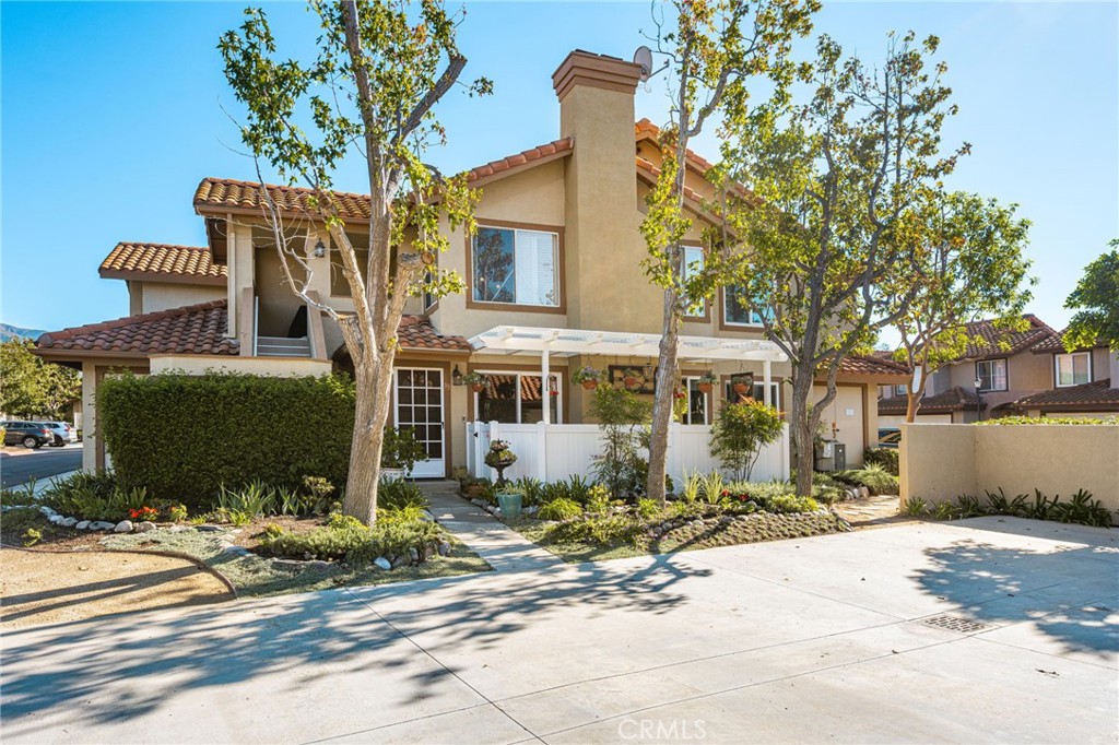 15 Vista La Cuesta 30, Rancho Santa Margarita CA 92688 - photo 2