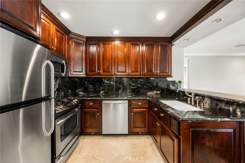 15 Vista La Cuesta 30, Rancho Santa Margarita CA 92688 - photo 14