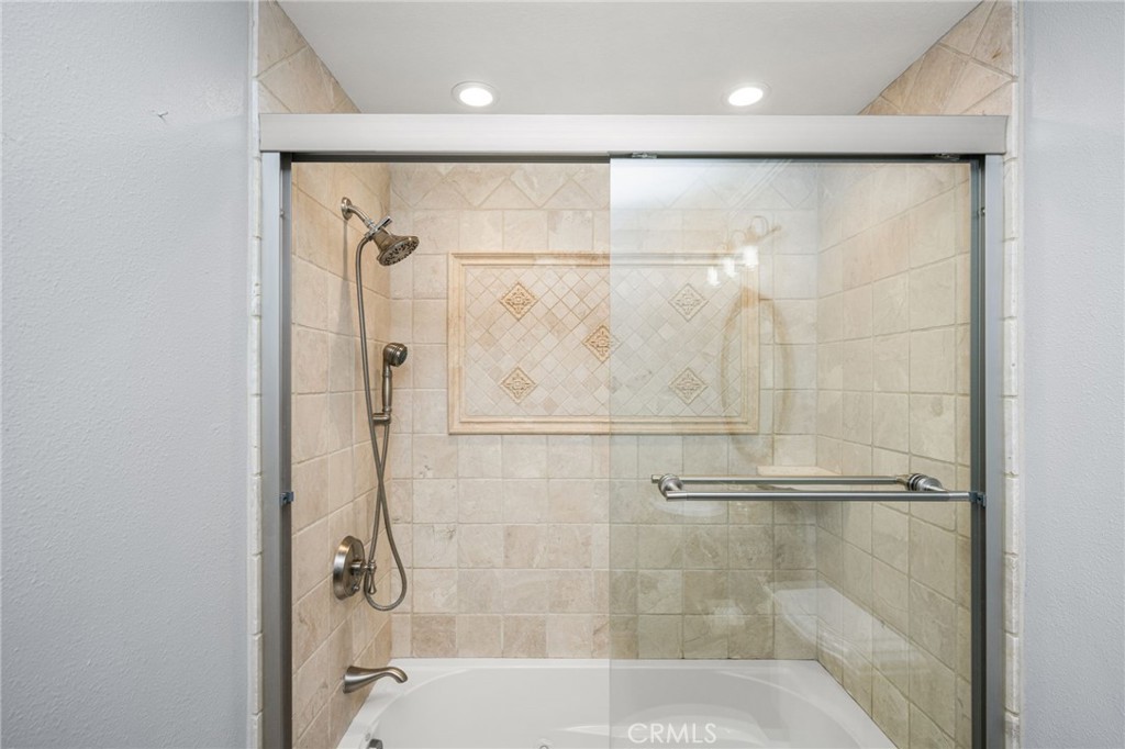 15 Vista La Cuesta 30, Rancho Santa Margarita CA 92688 - photo 24