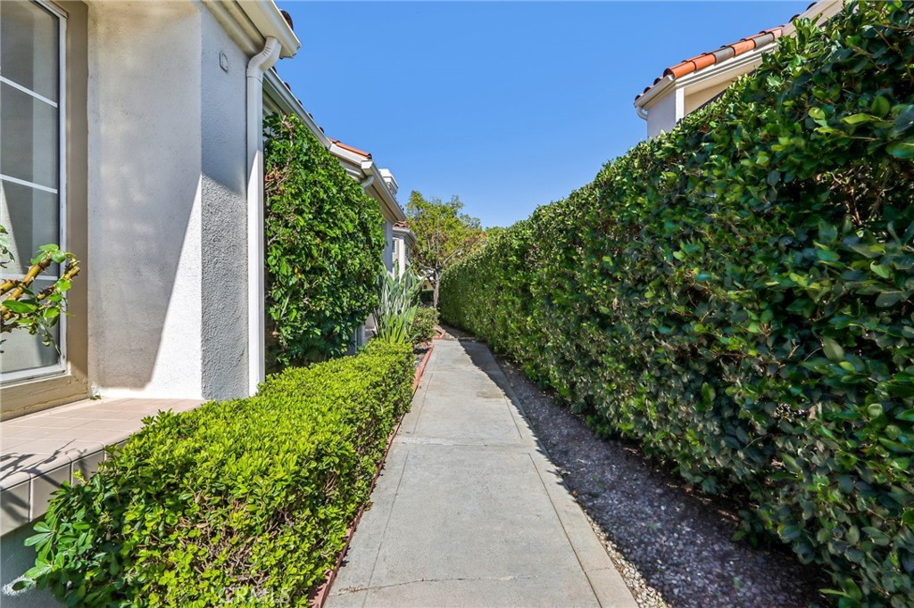 16 Calle Maria, Rancho Santa Margarita CA 92688 - photo 6