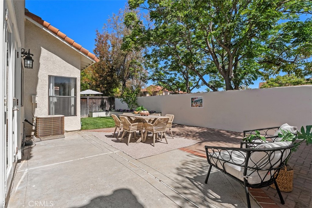 Outdoor living area - 16 Crucillo, Rancho Santa Margarita CA 92688 - photo 31