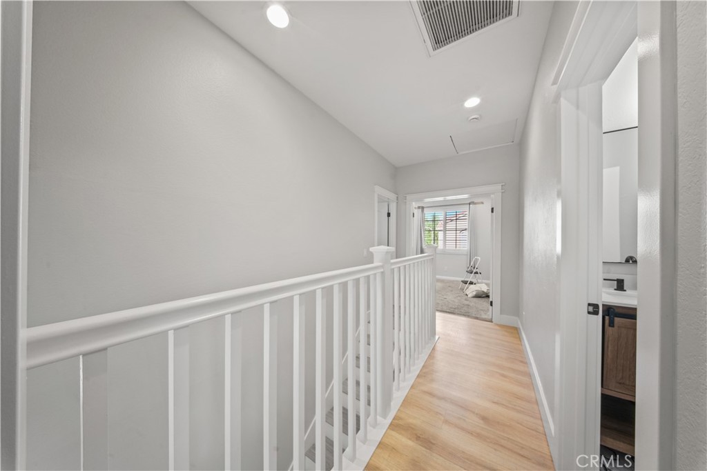 Upstairs Hallway - 17 Calle De Los Ninos, Rancho Santa Margarita CA 92688 - photo 20