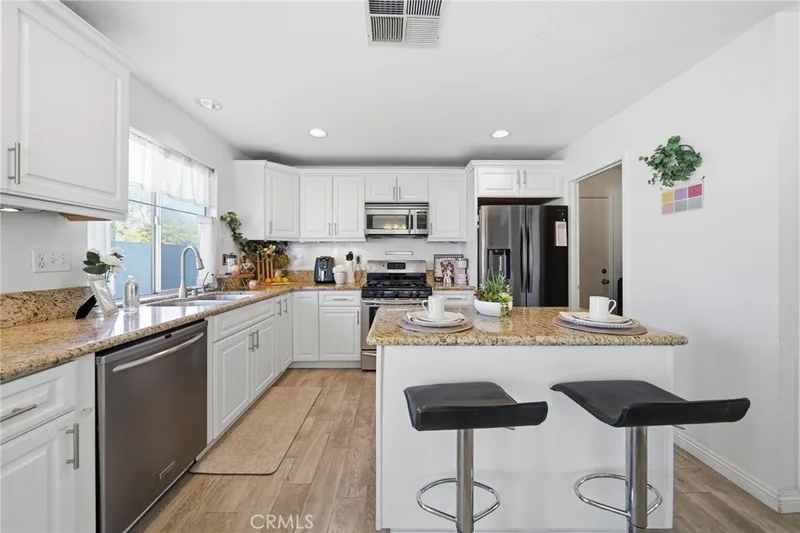 17 Monticello Lane, Rancho Santa Margarita, CA 92688