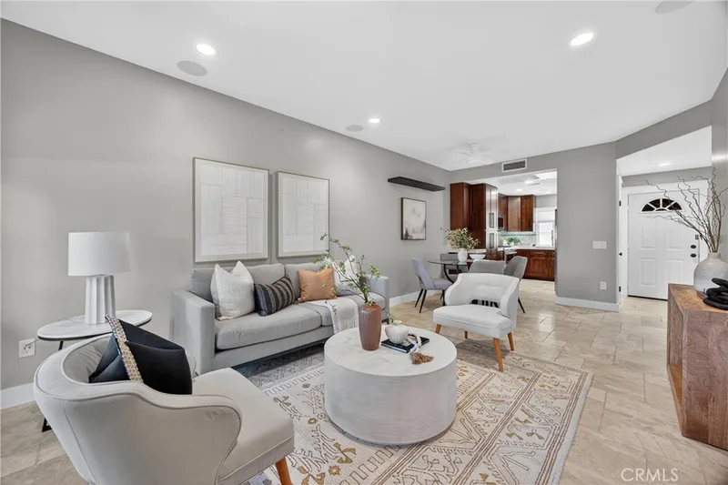 188 Via Contento, Rancho Santa Margarita, CA 92688
