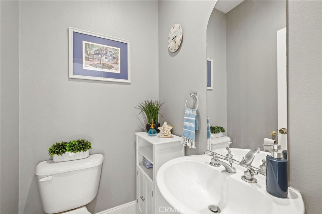 downstairs powder room - 19 Calle De Suenos, Rancho Santa Margarita CA 92688 - photo 11
