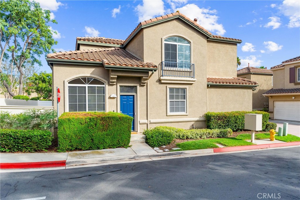 FULLY DETACHED END UNIT HOME SWEET HOME - 190 Calle De Los Ninos, Rancho Santa Margarita CA 92688 - photo 1