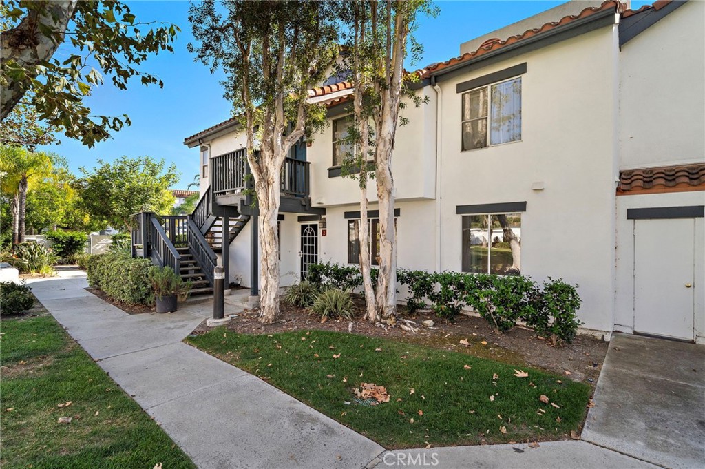 2 Primula, Rancho Santa Margarita CA 92688 - photo 2