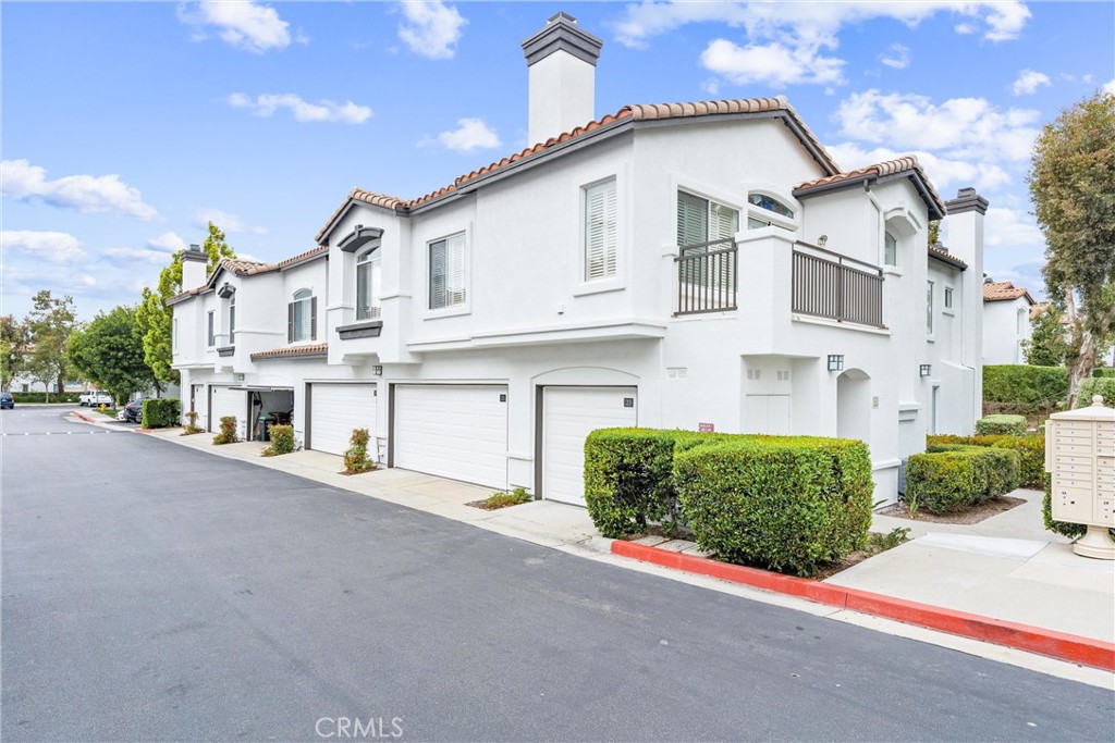 23 Anana 74, Rancho Santa Margarita CA 92688 - photo 1