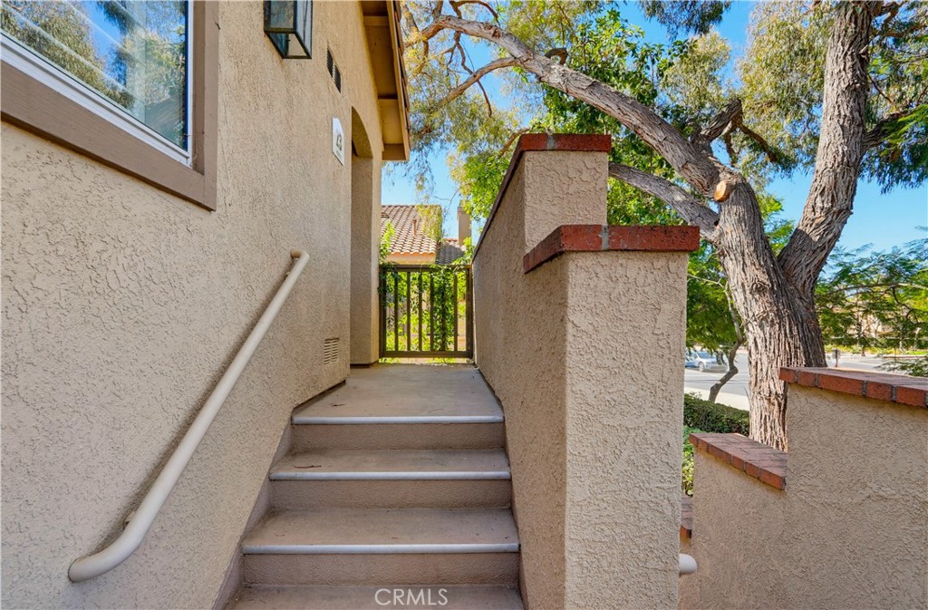 23 Pomelo, Rancho Santa Margarita CA 92688 - photo 3