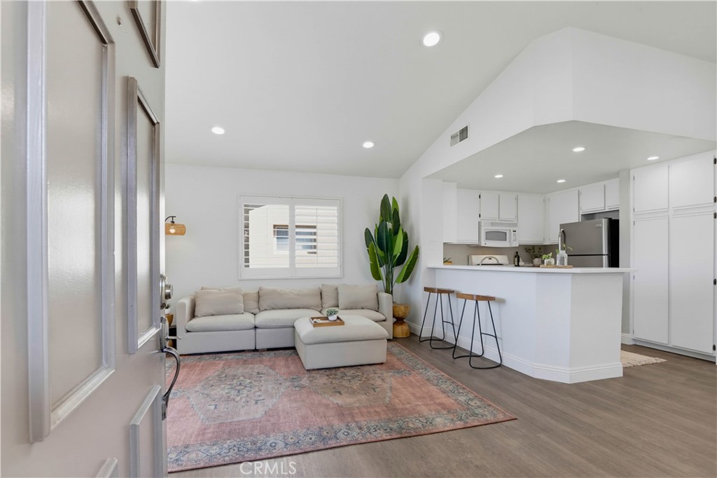 23 Pomelo, Rancho Santa Margarita CA 92688 - photo 6