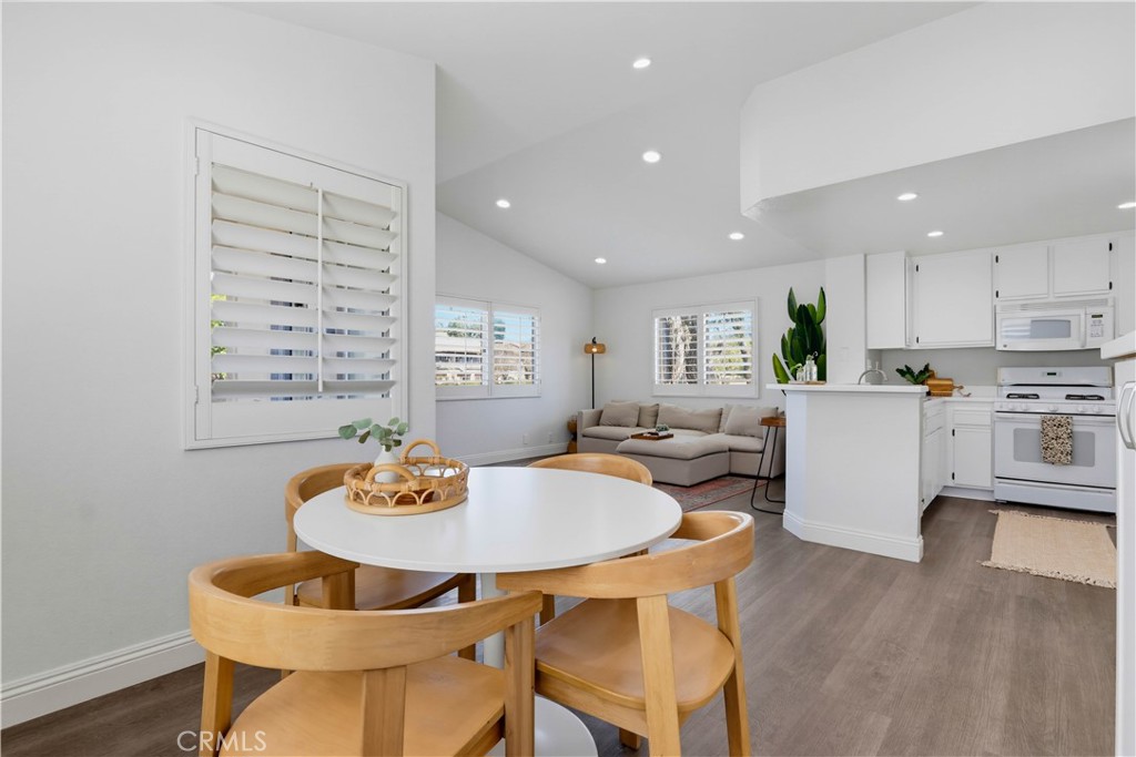 23 Pomelo, Rancho Santa Margarita CA 92688 - photo 15