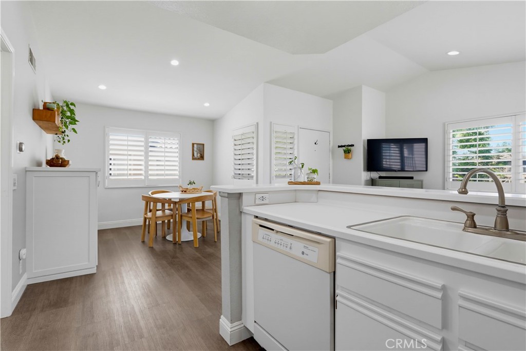23 Pomelo, Rancho Santa Margarita CA 92688 - photo 22