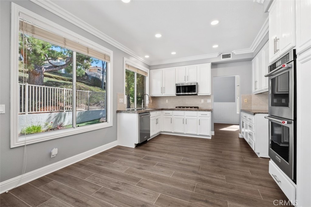 24 Via Gatillo, Rancho Santa Margarita CA 92688 - photo 10