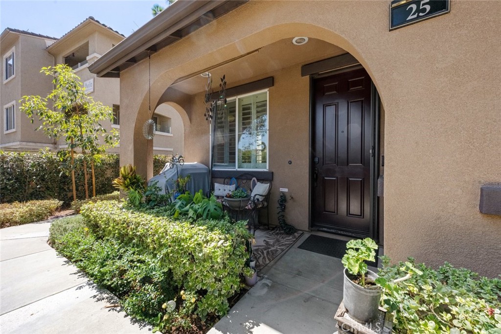 Front entrance - 25 Castilla, Rancho Santa Margarita CA 92688 - photo 4