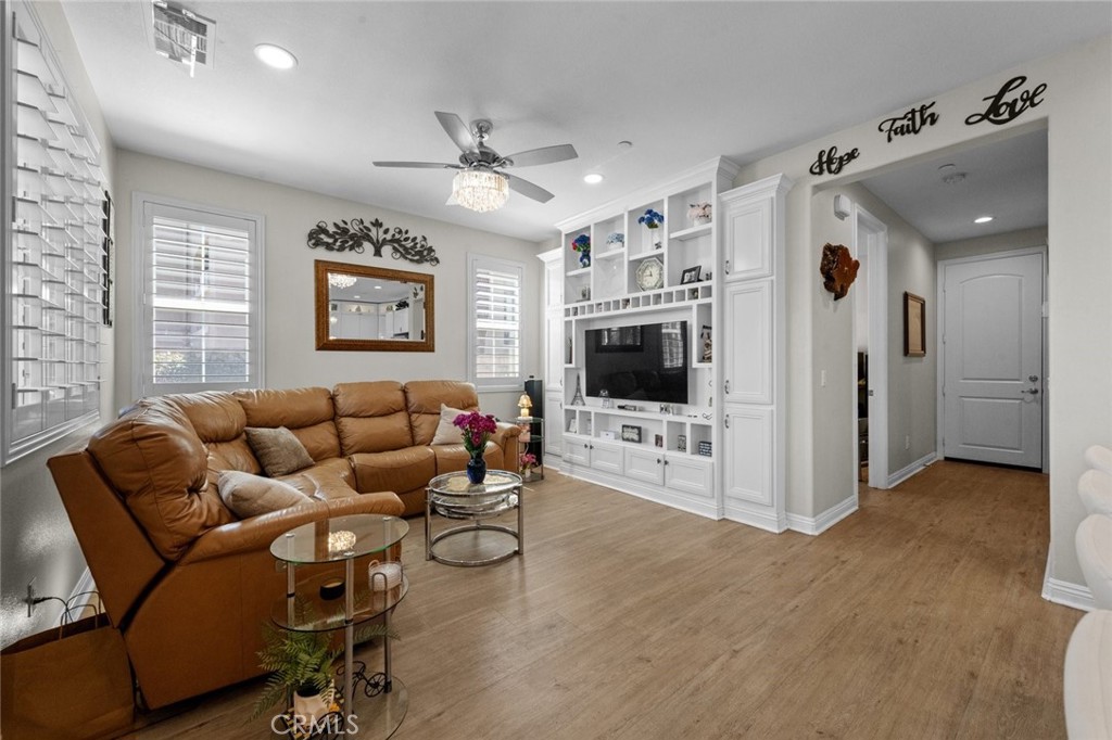 Family Room - 25 Castilla, Rancho Santa Margarita CA 92688 - photo 11