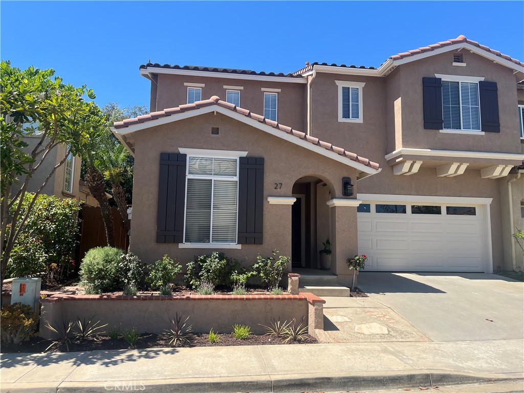 Beautiful Santa Fe single family home. Excellent curb appeal and freshly painted exterior - 27 Las Cruces, Rancho Santa Margarita CA 92688 - photo 1