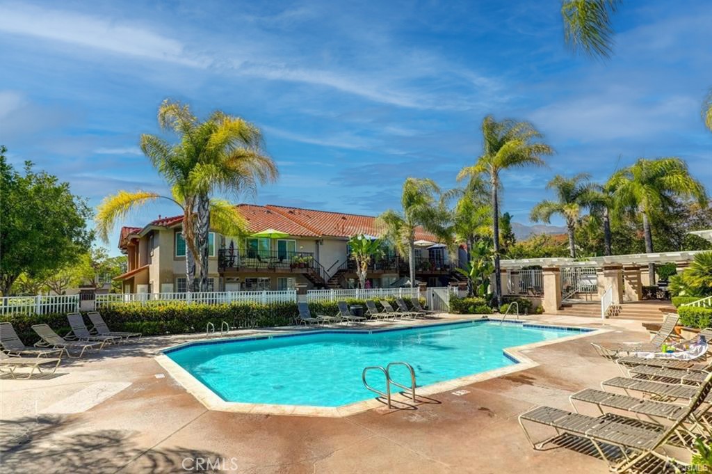 28 Blue Oak 96, Rancho Santa Margarita CA 92688 - photo 2