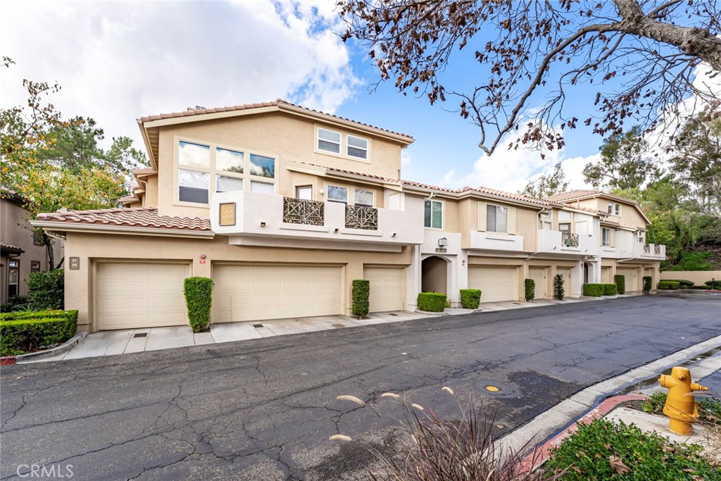 This townhome is at the far end of the street. - 3 Camino Del Oro, Rancho Santa Margarita CA 92688 - photo 1