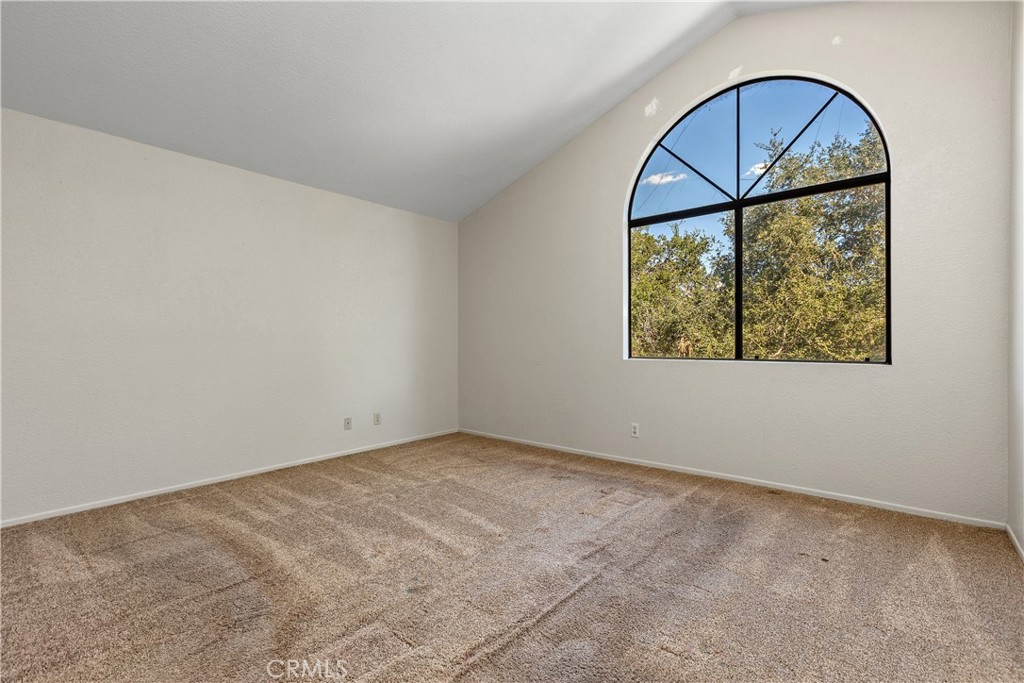 Master bedroom with cathedral ceiling. - 30 San Bonifacio, Rancho Santa Margarita CA 92688 - photo 20